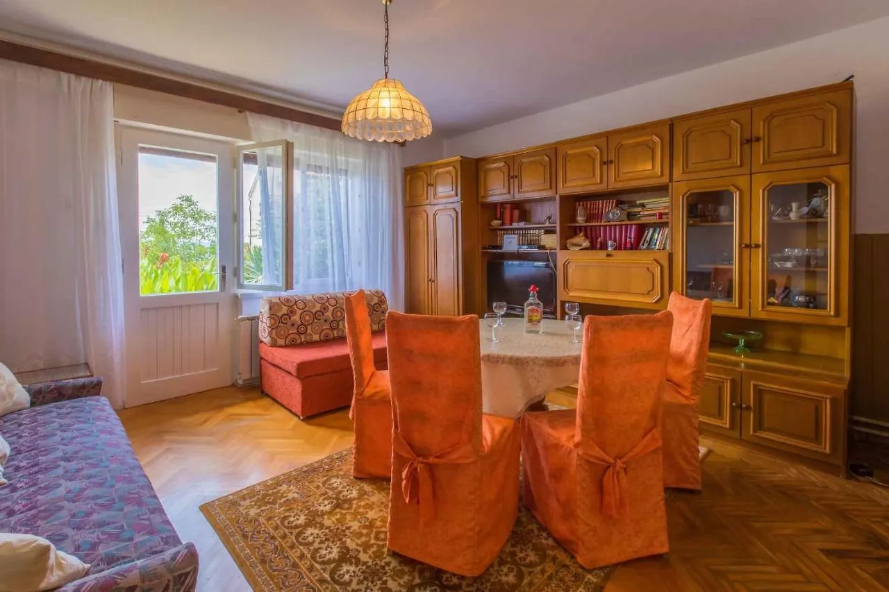 Three-Bedroom Apartment In Crikvenica XIII Sopaljska